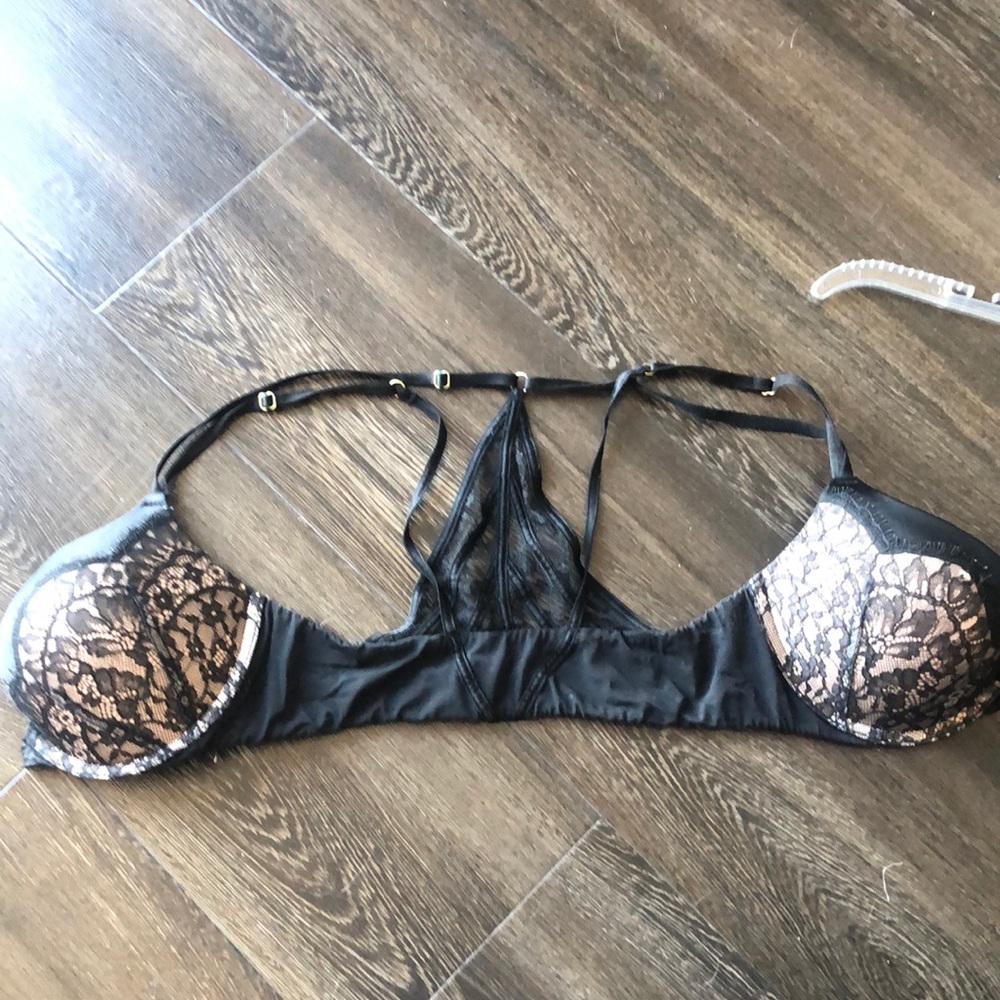 Push Up Racerback Close Front Bra - Picture 6 of 8